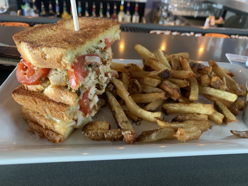 BoomerJacks Grill & Bar | restaurant | 6800 NW Loop 820, Fort Worth, TX 76135, USA | 8172329662 OR +1 817-232-9662