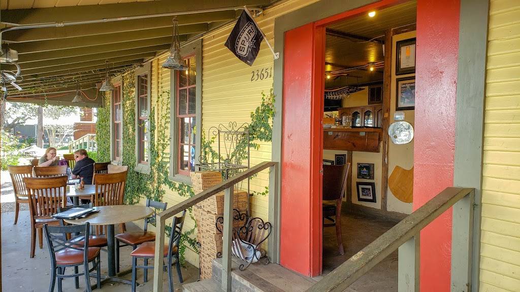 Fralos® | restaurant | 23651 West Interstate 10 Frontage Road, San Antonio, TX 78257, USA | 2106986616 OR +1 210-698-6616