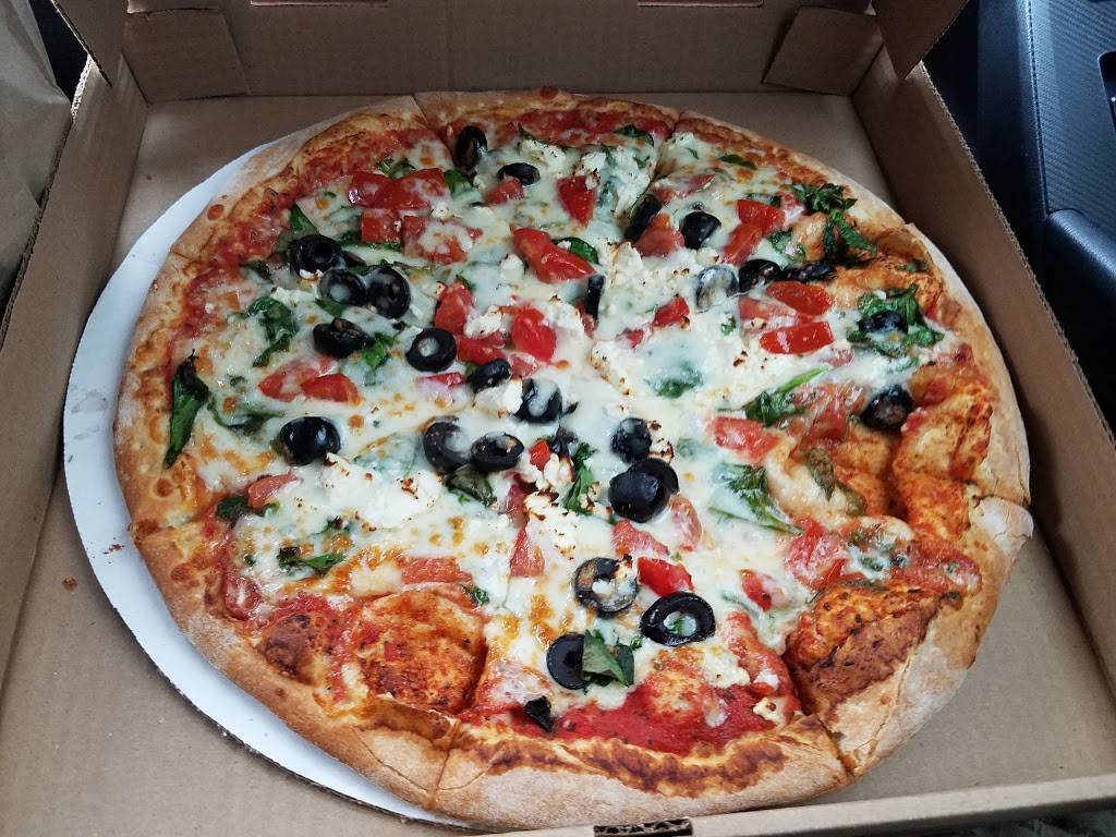 Pizza Joint | meal takeaway | 383 Moscow Rd, Stowe, VT 05672, USA | 8022534172 OR +1 802-253-4172