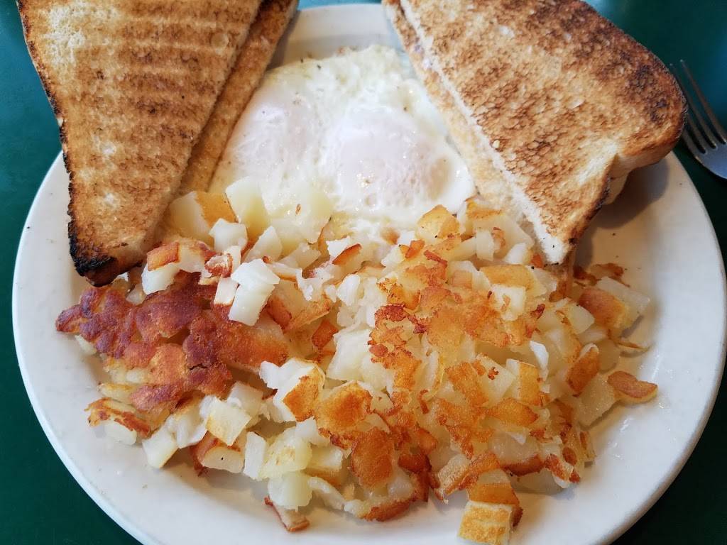 Blue Ribbon Smokehouse Restaurant & Bakery | restaurant | 261 Main St, Phelps, NY 14532, USA | 3155489206 OR +1 315-548-9206