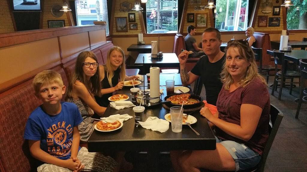 Pizza Hut | meal takeaway | 7060 International Dr, Orlando, FL 32819, USA | 4073510005 OR +1 407-351-0005