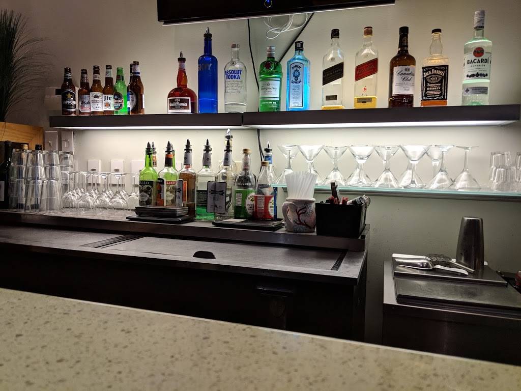 Q2 Bistro | restaurant | 472 Polaris Pkwy, Westerville, OH 43082, USA | 6148981988 OR +1 614-898-1988