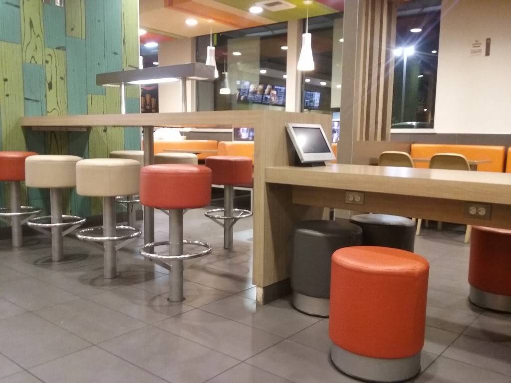 McDonalds | cafe | 18962 Brookhurst St, Fountain Valley, CA 92708, USA | 7149688901 OR +1 714-968-8901