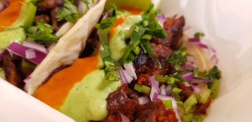 Annas Taqueria | restaurant | 236 Elm St, Somerville, MA 02144, USA | 6176663900 OR +1 617-666-3900