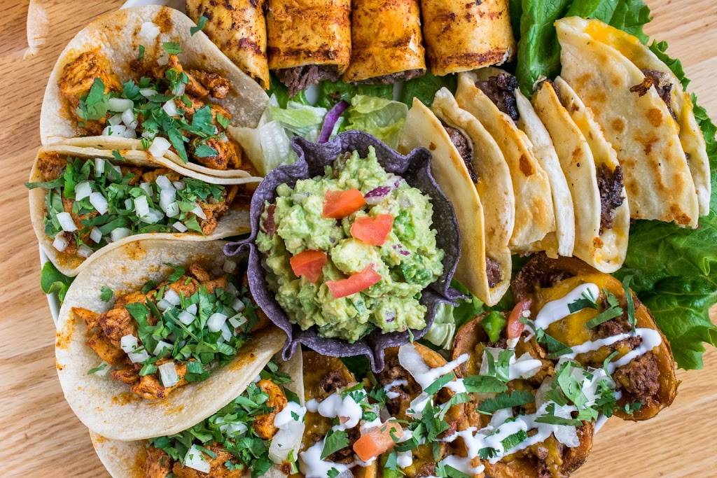 El Chico Cafe | restaurant | 1513 E Bert Kouns Industrial Loop, Shreveport, LA 71105, USA | 3187985777 OR +1 318-798-5777