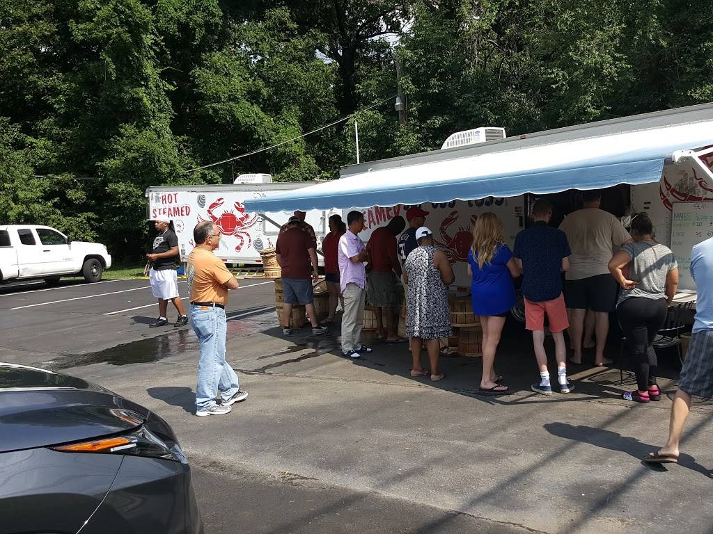 Seafood In The Buff | restaurant | 19201 Frederick Rd, Germantown, MD 20876, USA | 3016337833 OR +1 301-633-7833