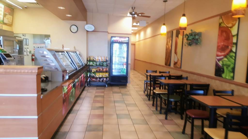 Subway Restaurants | restaurant | 11660 Royal Oaks Club Dr, Houston, TX 77082, USA | 2814960669 OR +1 281-496-0669