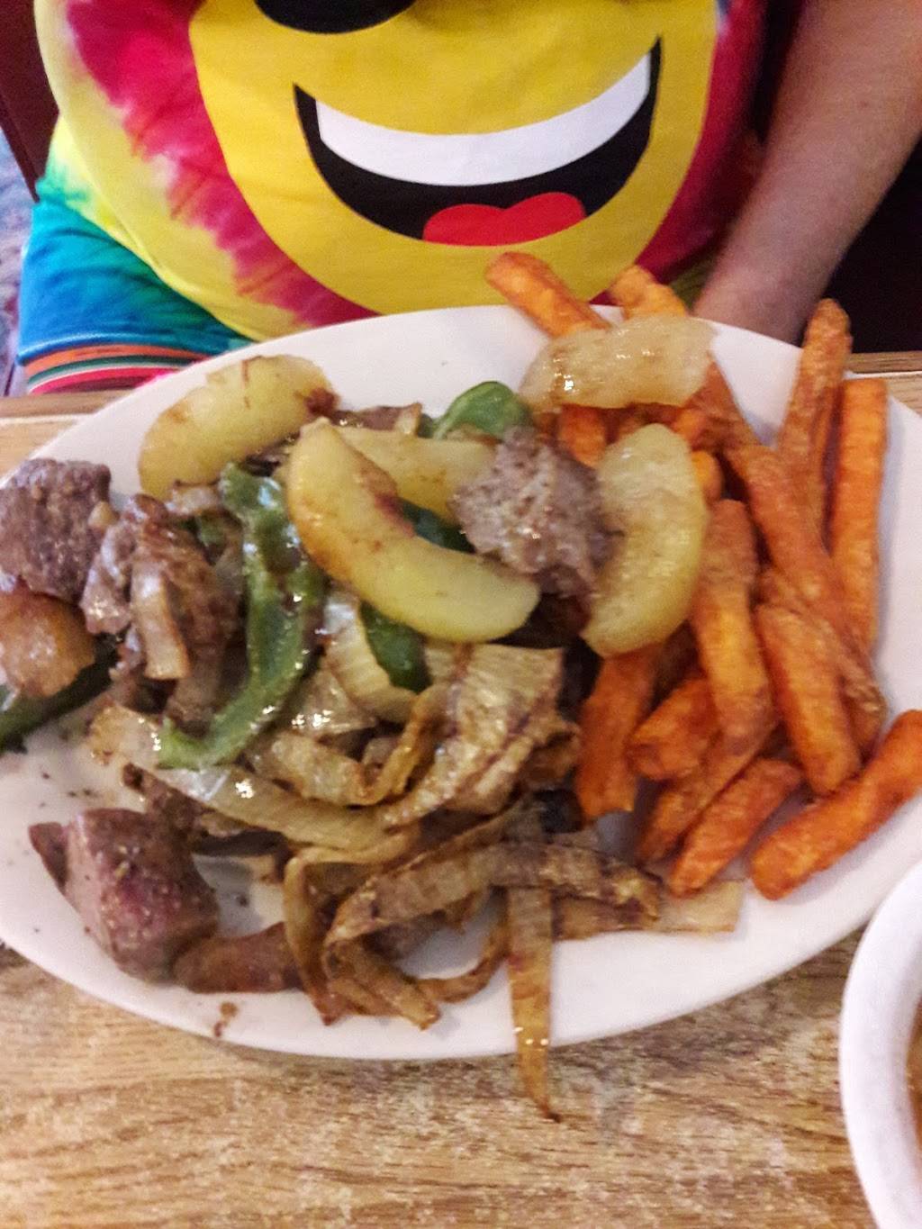 Dales Seafood | restaurant | 107 S JK Powell Blvd, Whiteville, NC 28472, USA | 9106425770 OR +1 910-642-5770