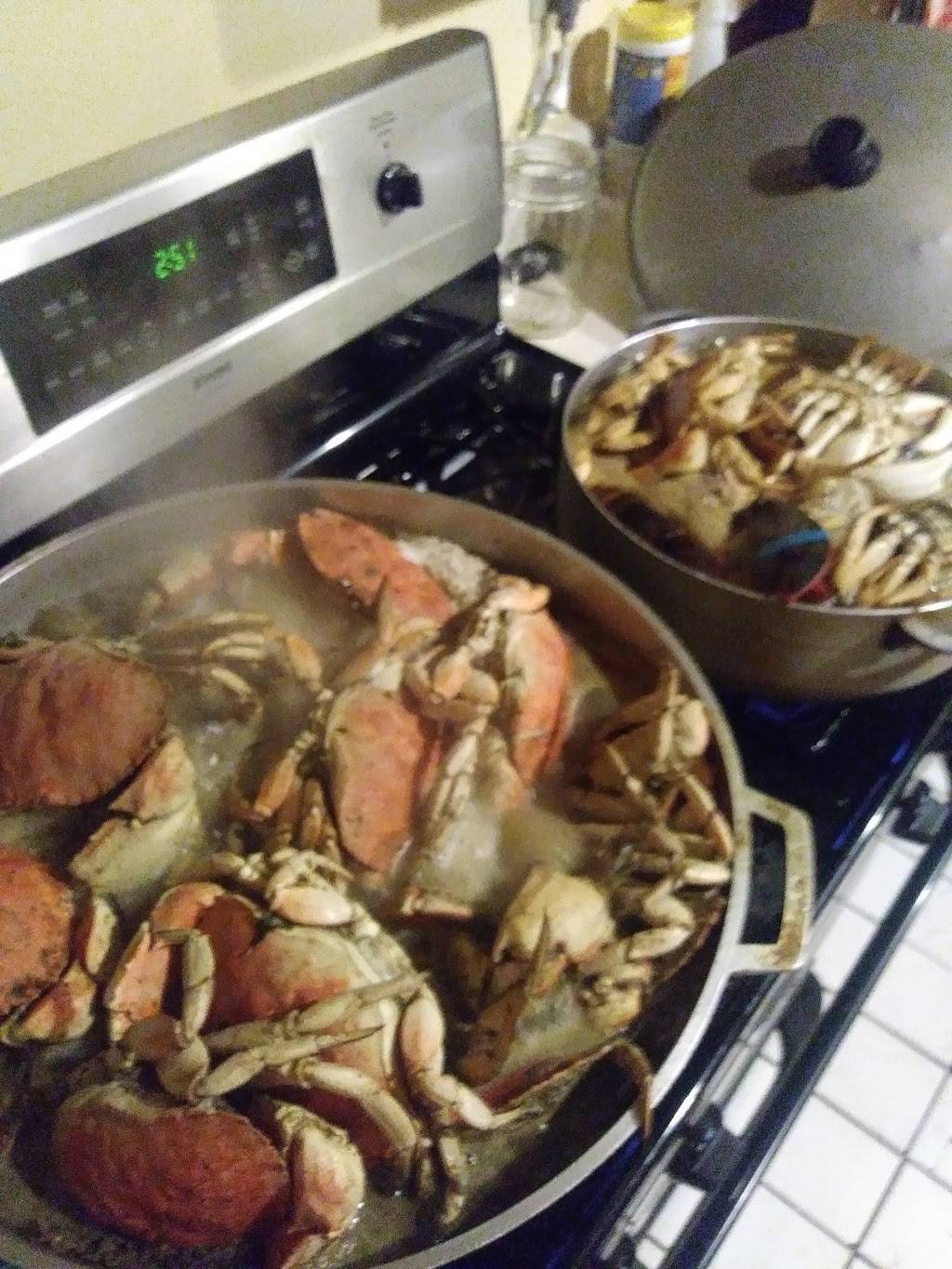 Makarena | restaurant | 150 Common St, Lawrence, MA 01840, USA | 9786551483 OR +1 978-655-1483