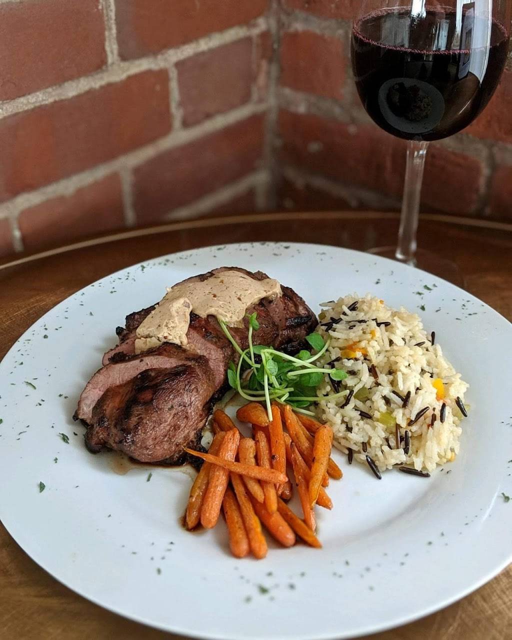 The Tarratine | restaurant | 81 Park St, Bangor, ME 04401, USA | 2079924090 OR +1 207-992-4090