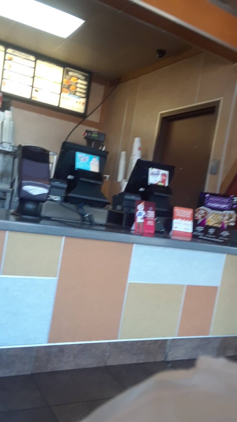 Jack in the Box | restaurant | 901 N Hampton Rd, DeSoto, TX 75115, USA | 9722234444 OR +1 972-223-4444