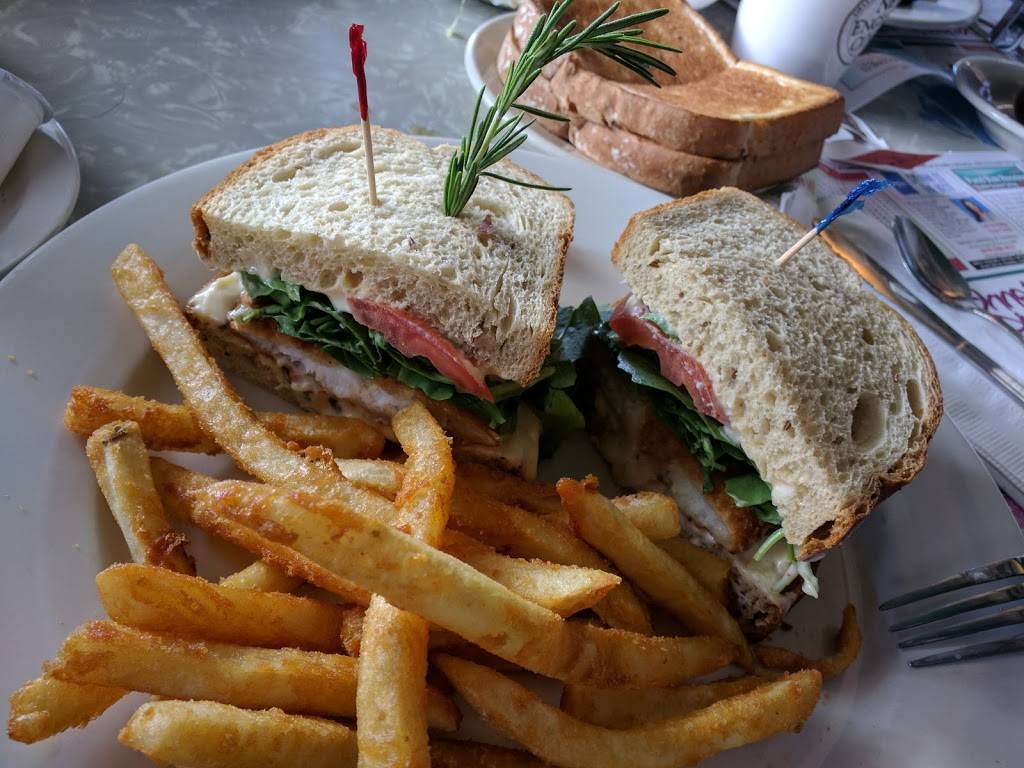 Daphnes Diner | restaurant | 1124 US-130, Robbinsville, NJ 08691, USA | 6092083104 OR +1 609-208-3104