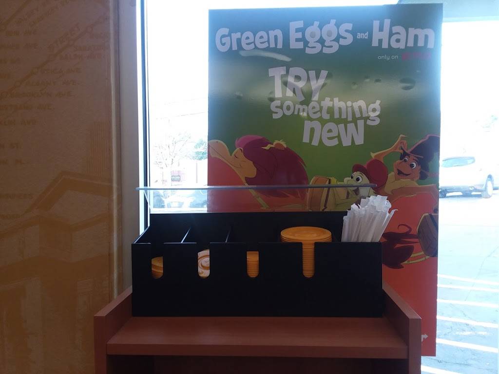 Subway | restaurant | 6302 SW Capitol Hwy, Portland, OR 97239, USA | 5034521782 OR +1 503-452-1782