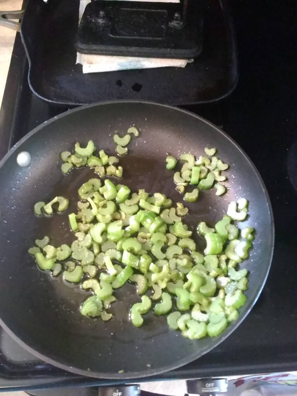 Lou Malnatis Pizzeria | meal delivery | 1528 IL-59, Joliet, IL 60435, USA | 8152546200 OR +1 815-254-6200