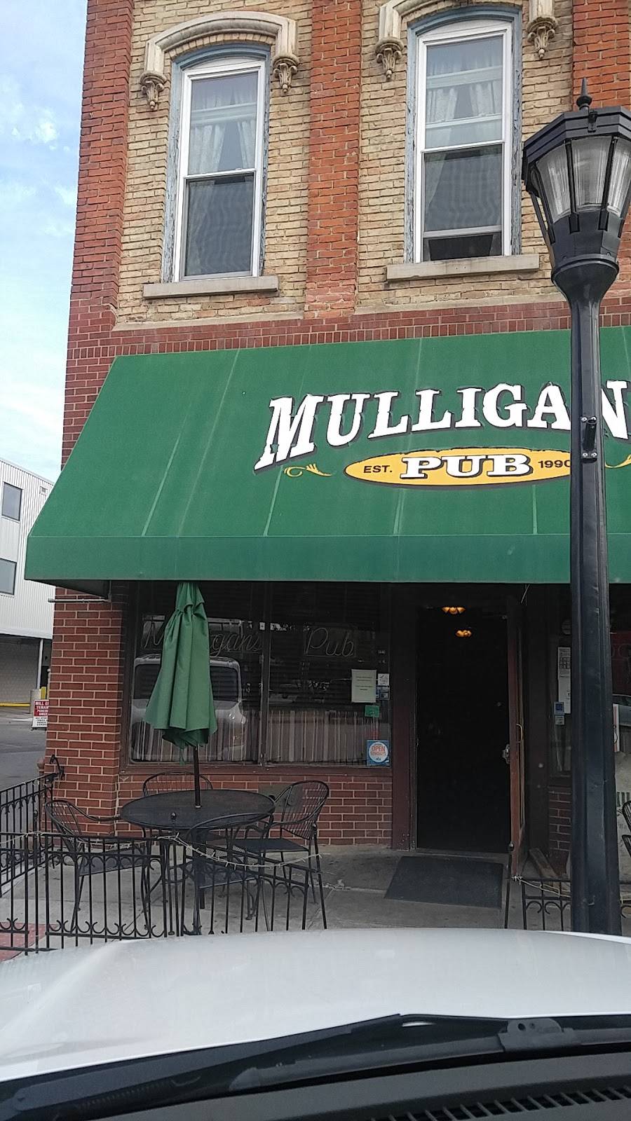 Mulligans Pub | restaurant | 109 Center Ave, Bay City, MI 48708, USA | 9898934555 OR +1 989-893-4555