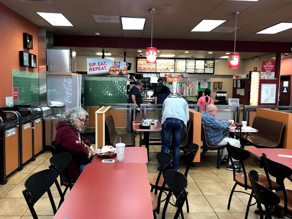 Jack in the Box | restaurant | 2739 Taylor St, San Francisco, CA 94133, USA | 4156744129 OR +1 415-674-4129