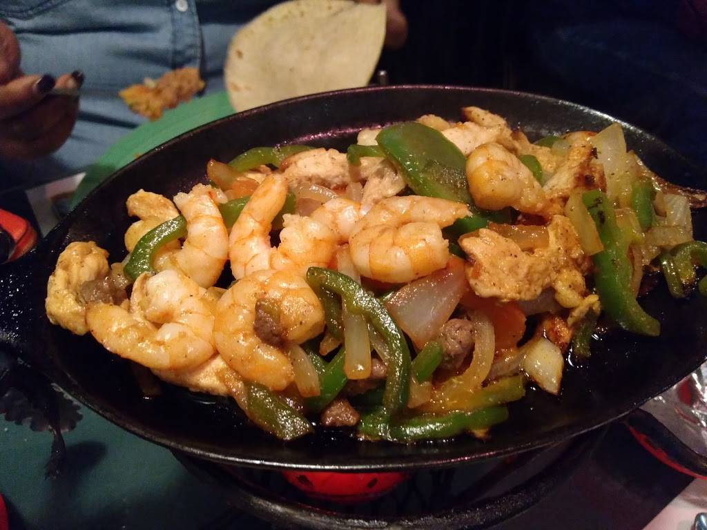 Hacienda Del Rey | restaurant | 8347 Lincoln Blvd, Los Angeles, CA 90045, USA | 3106708588 OR +1 310-670-8588