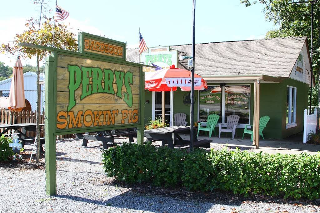 Perrys Smokin Pig | restaurant | 2025 Old Hwy 31, White House, TN 37188, USA | 6156724414 OR +1 615-672-4414