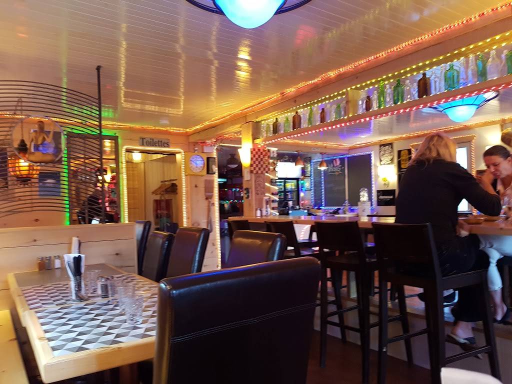 Chez Moi Chez Toi | restaurant | 475 Rue de Bondville, Knowlton, QC J0E 1V0, Canada | 4502435546 OR +1 450-243-5546