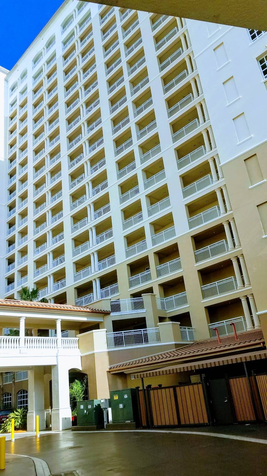 Marker 92 Waterfront Bar & Bistro | restaurant | 5961 Silver King Blvd, Cape Coral, FL 33914, USA | 2395415600 OR +1 239-541-5600