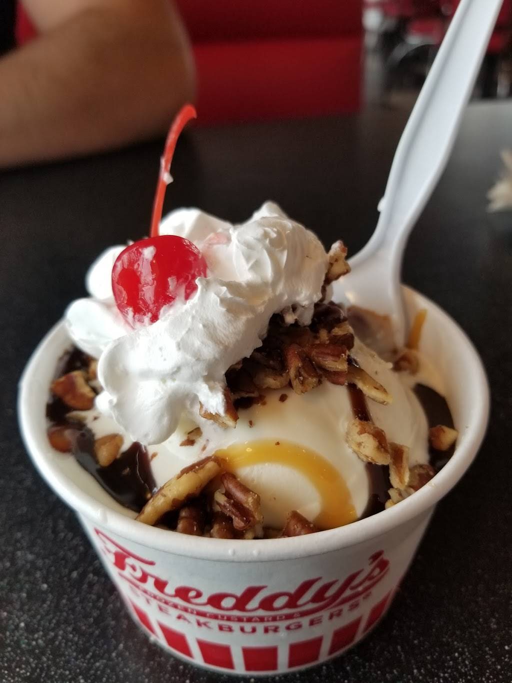Freddys Frozen Custard & Steakburgers | restaurant | 11708 Retail Dr, Wake Forest, NC 27587, USA | 9195549833 OR +1 919-554-9833
