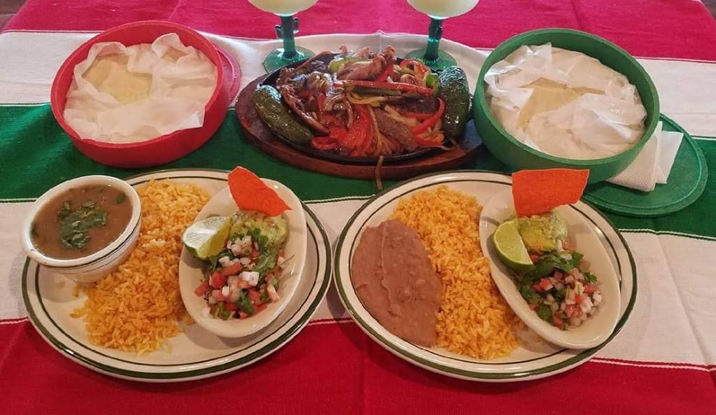 El Chinampa Mexican Restaurant | restaurant | 17009 East Fwy, Channelview, TX 77530, USA | 2818649751 OR +1 281-864-9751