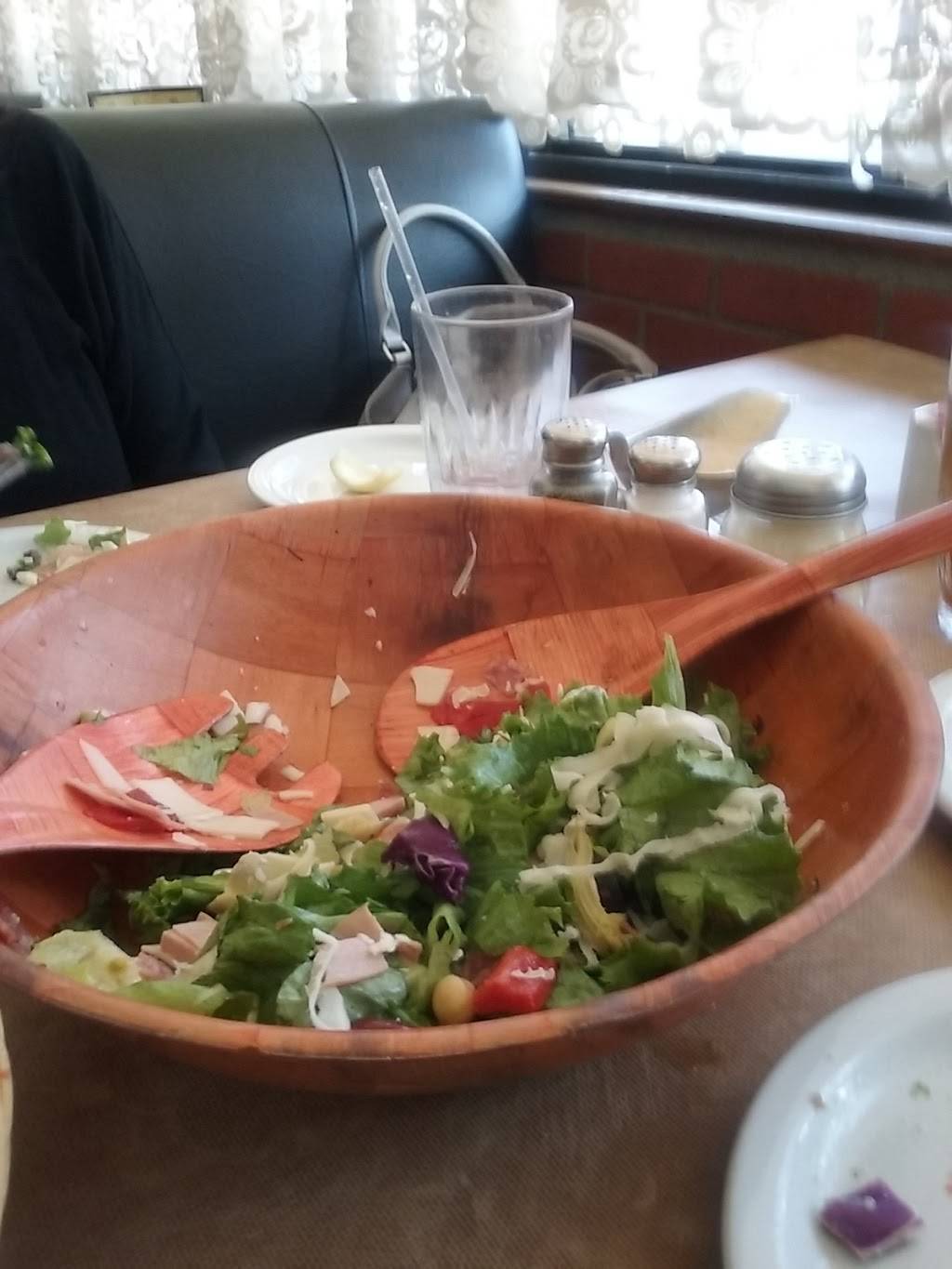 Marinos Italian Restaurant | restaurant | 17126 Bellflower Blvd, Bellflower, CA 90706, USA | 5628674225 OR +1 562-867-4225