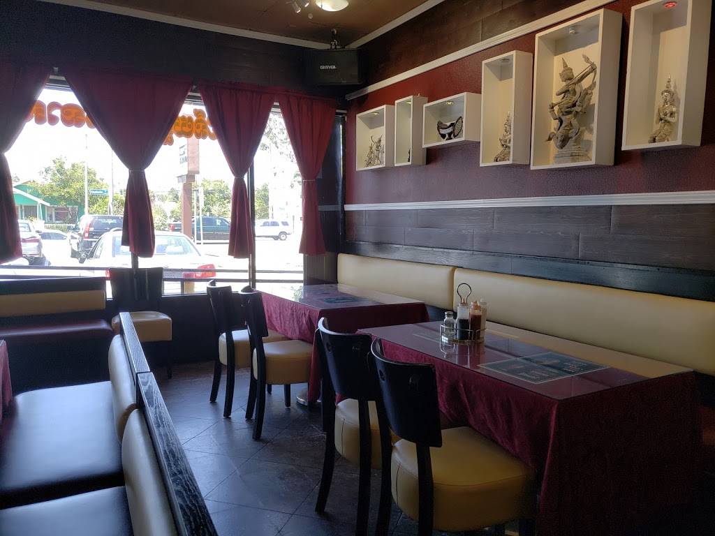 Monorom Cambodian Restaurant | restaurant | 2150 E Anaheim St, Long Beach, CA 90804, USA | 5624341919 OR +1 562-434-1919