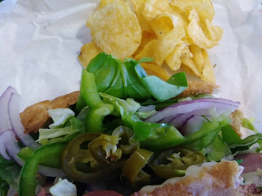 Subway | meal takeaway | 10086-B Long Point Rd, Houston, TX 77055, USA | 7134681122 OR +1 713-468-1122