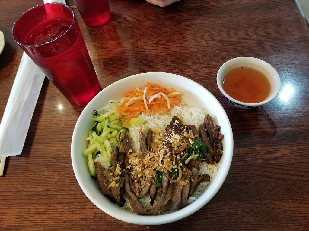 Pho Saigon Grill | restaurant | 3071 S Academy Blvd, Colorado Springs, CO 80916, USA | 7193910148 OR +1 719-391-0148