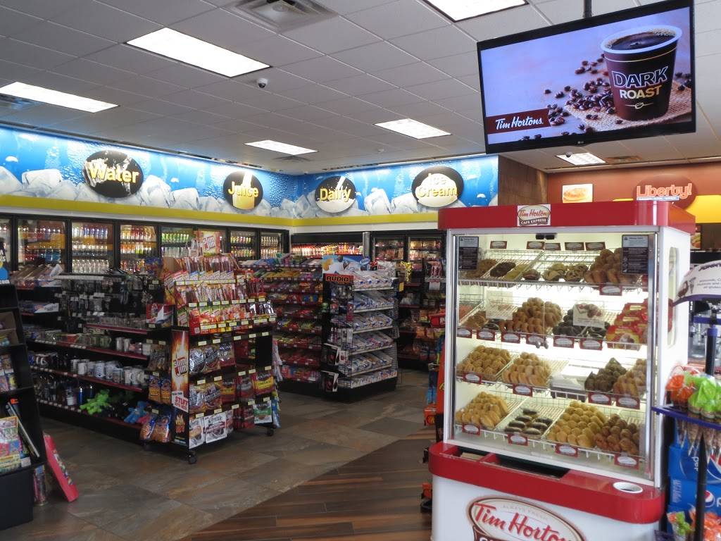 Liberty Travel Plaza- Duncannon | restaurant | 3298 Susquehanna Trail, Duncannon, PA 17020, USA | 7178344000 OR +1 717-834-4000