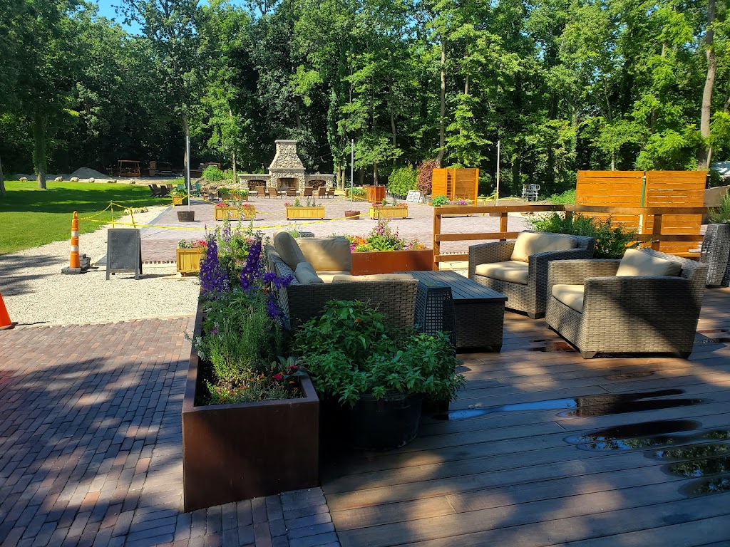 Gideon Owen Wine Company | restaurant | 3845 E Wine Cellar Rd, Port Clinton, OH 43452, USA | 4197974445 OR +1 419-797-4445