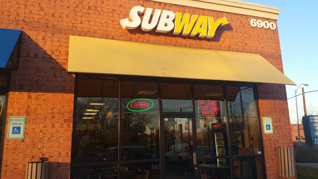 Subway Restaurants | restaurant | 6900 Dogwood Rd, Windsor Mill, MD 21244, USA | 4434366111 OR +1 443-436-6111