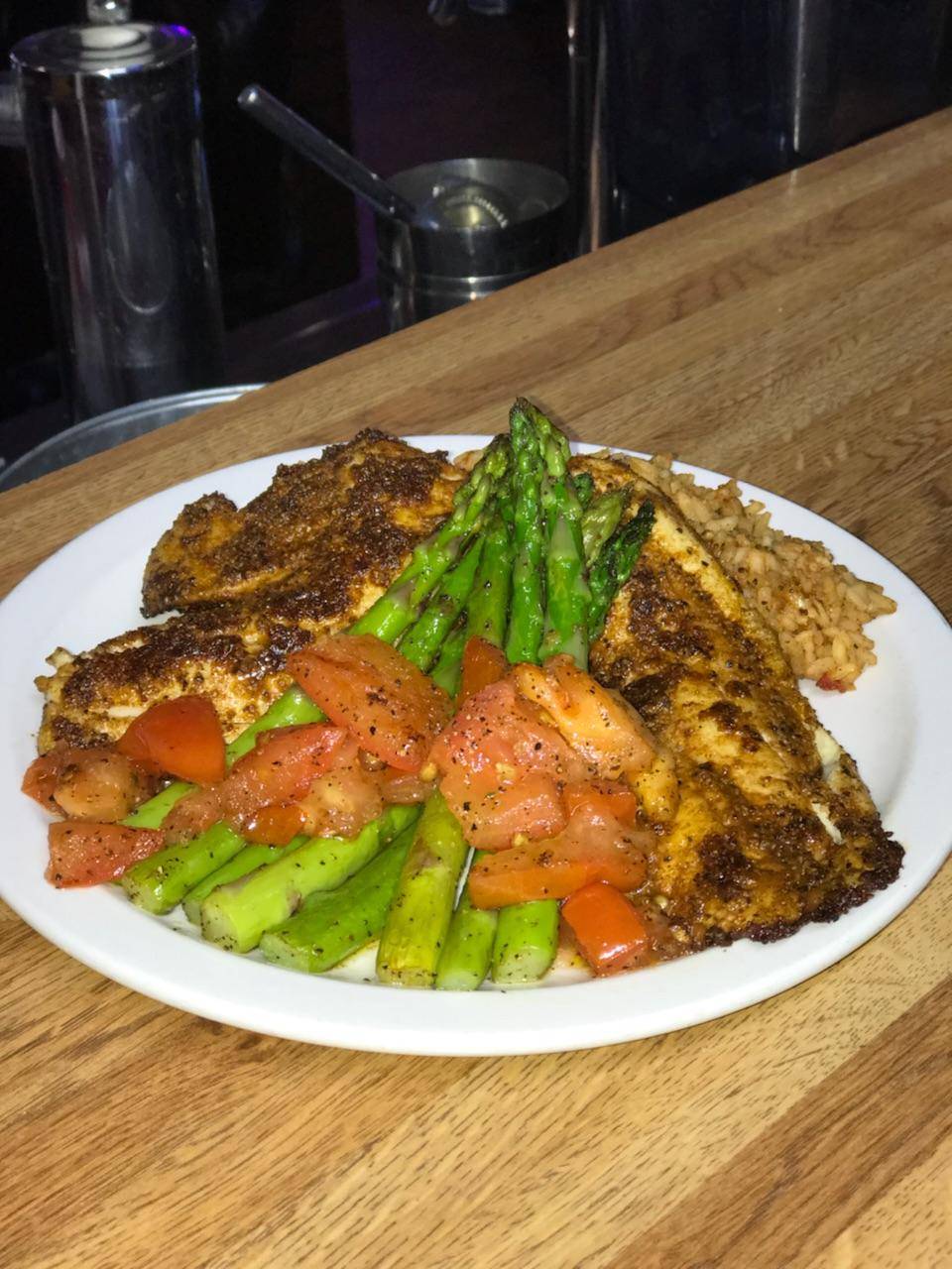 Tavern 101 | restaurant | 101 S Main St, Ada, OH 45810, USA | 4196346898 OR +1 419-634-6898