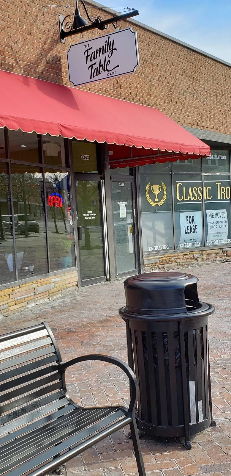 Great American Bar & Grill | restaurant | 2300 Featherstone Rd, Auburn Hills, MI 48326, USA | 2483342222 OR +1 248-334-2222