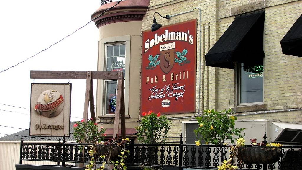 Sobelmans on St. Paul | restaurant | 1900 W St Paul Ave, Milwaukee, WI 53233, USA | 4149311919 OR +1 414-931-1919