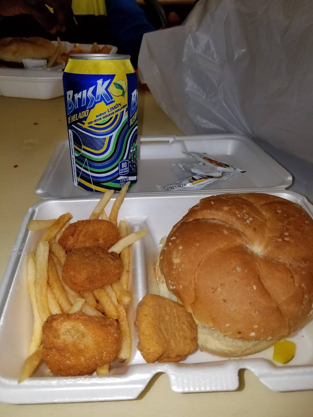 Sun Pizza | restaurant | 870 Blue Hill Avenue, Dorchester Center, MA 02124, USA | 6172878300 OR +1 617-287-8300