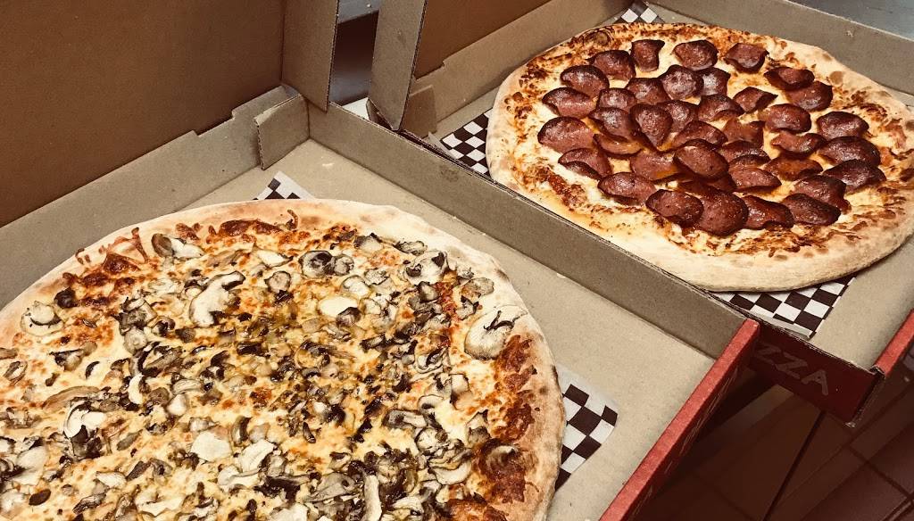 Taxi Pizza Resto bar | restaurant | 211 QC-201, Rigaud, QC J0P 1P0, Canada | 4504588294 OR +1 450-458-8294