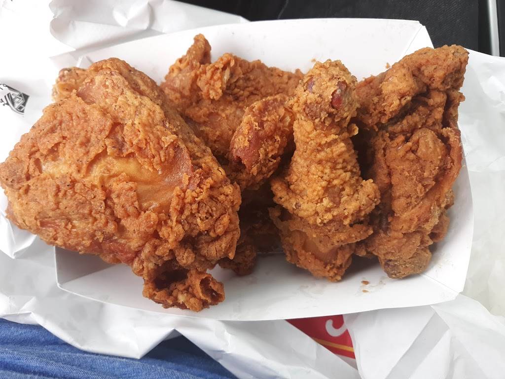 Mrs. Winners Chicken & Biscuits | restaurant | 4499 Glenwood Rd, Decatur, GA 30032, USA | 4048352724 OR +1 404-835-2724