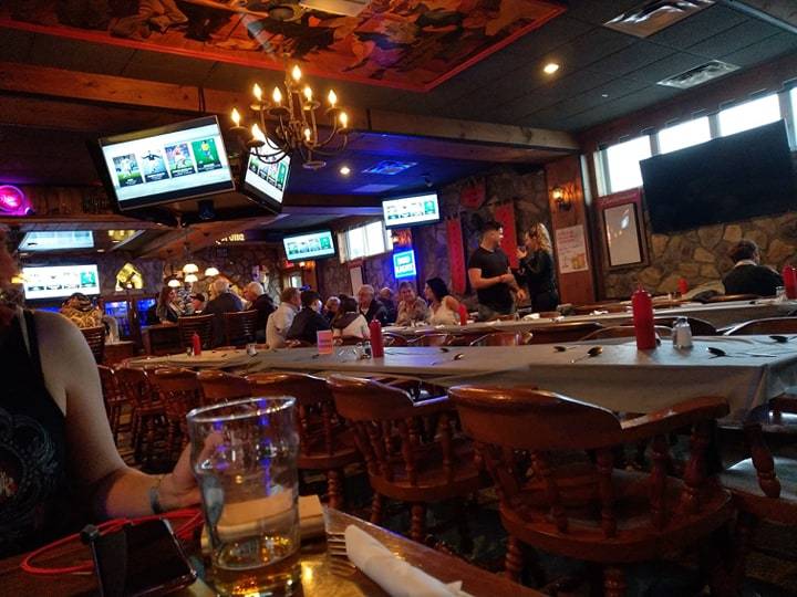 Brasserie Lafontaine | restaurant | 63 Boulevard Saint-Jean-Baptiste, Châteauguay, QC J6J 3H5, Canada | 4506918386 OR +1 450-691-8386