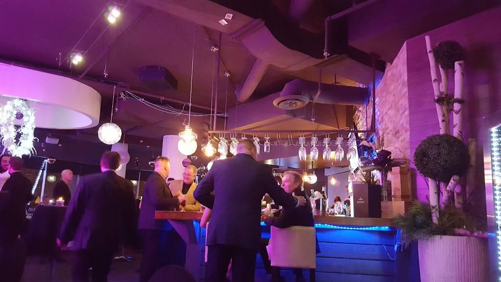 Quai 99 - Restaurant | restaurant | 99 Chemin de la Rive, Longueuil, QC J4H 4C9, Canada | 4506771727 OR +1 450-677-1727