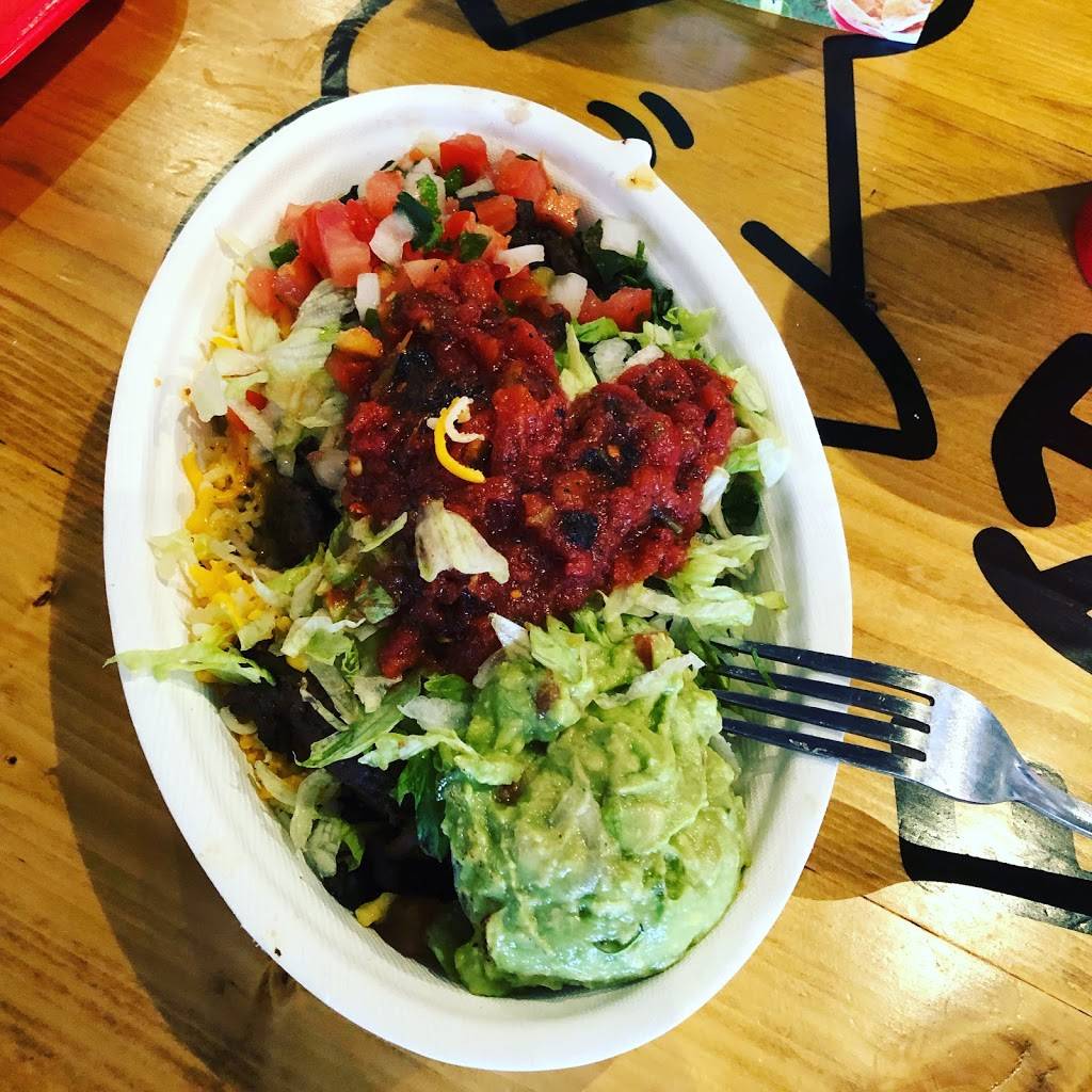 Fuzzys Taco Shop | restaurant | 6760 Abrams Rd #101, Dallas, TX 75231, USA | 4692480601 OR +1 469-248-0601