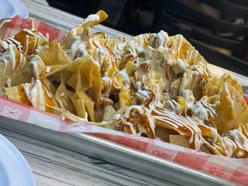 Margo Margo | restaurant | 208 N Main St, St Charles, MO 63301, USA | 6367573026 OR +1 636-757-3026