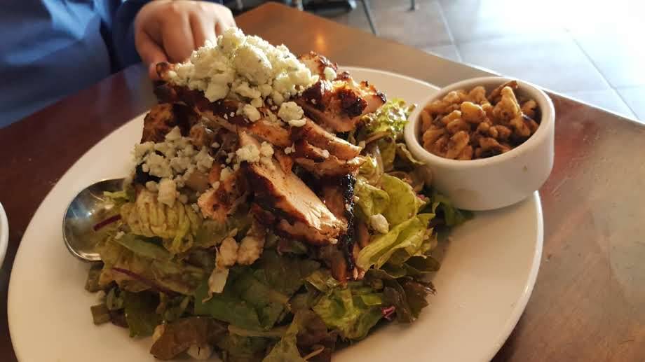 Sammys Woodfired Pizza | restaurant | 7345 Arroyo Crossing Pkwy #100, Las Vegas, NV 89113, USA | 7022637171 OR +1 702-263-7171