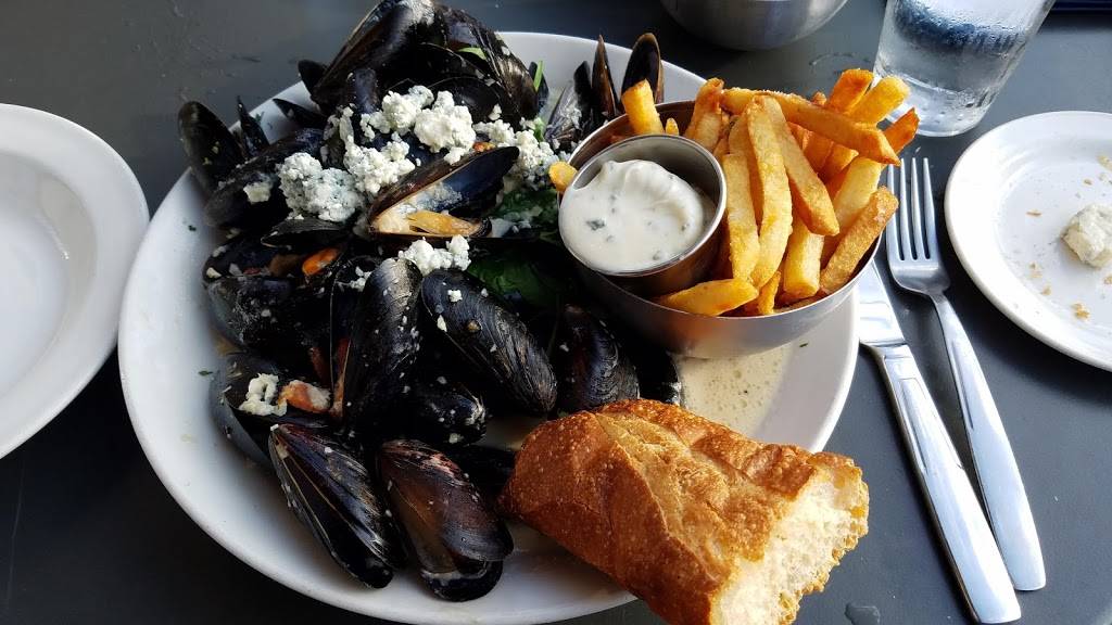 Point Brugge Cafe | restaurant | 401 Hastings St, Pittsburgh, PA 15206, USA | 4124413334 OR +1 412-441-3334