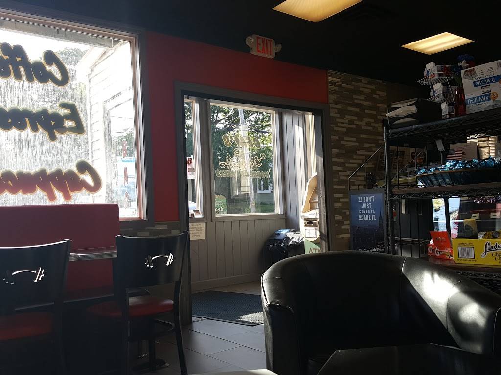 Gems House of Bagels | bakery | 106 Leonardville Rd, Belford, NJ 07718, USA | 7324711550 OR +1 732-471-1550