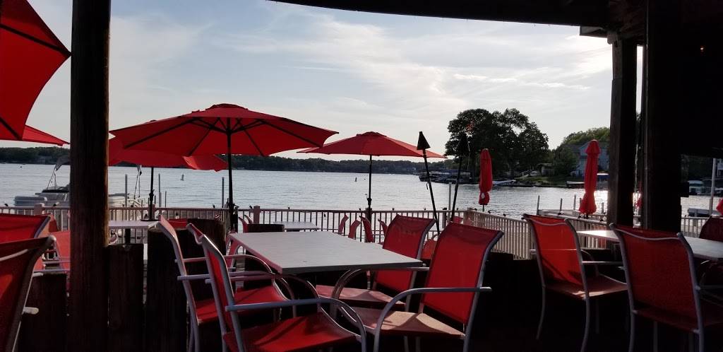 Marina Grog & Galley | restaurant | 22 A St, Lake Lotawana, MO 64086, USA | 8165785511 OR +1 816-578-5511