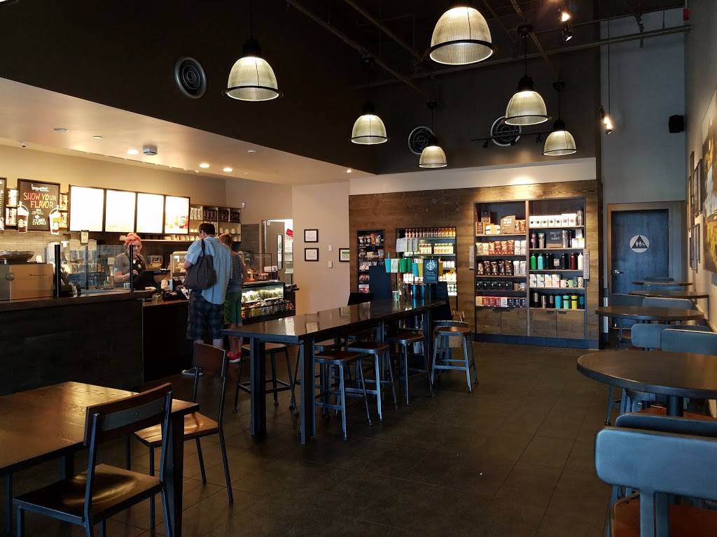Starbucks | cafe | 1555 Simi Town Center Way #600, Simi Valley, CA 93065, USA | 8055817023 OR +1 805-581-7023