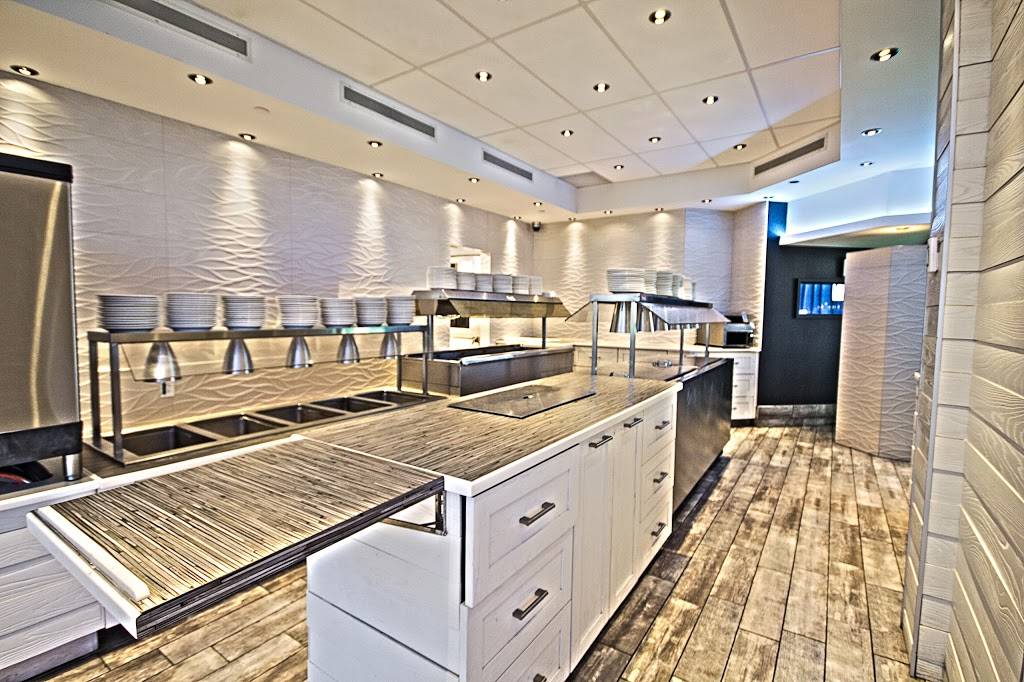 Le 10Vagues | restaurant | 3115 Avenue des Hôtels, Québec, QC G1W 3Z6, Canada | 4186585120 OR +1 418-658-5120