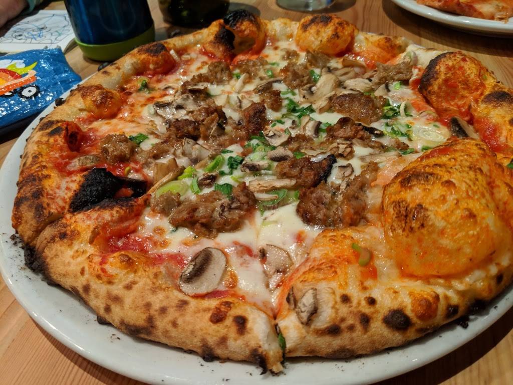 Benchmark Oakland | restaurant | 499 9th St, Oakland, CA 94607, USA | 5104886677 OR +1 510-488-6677